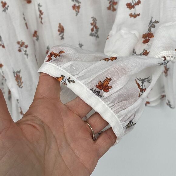 Ann Taylor Floral Feminine Blouse Semi-Sheer Linen Blend Ruffle Sleeve White XL - Picture 11 of 16